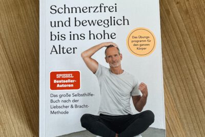 „Schmerzfrei und beweglich bis ins hohe Alter“ von Liebscher & Bracht